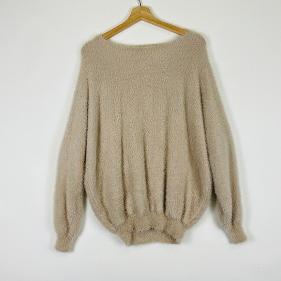 Andree by‎ Unit Blush Cream Fuzzy Shag Pullover Wide Neck Sweater Womens Small - Picture 5 of 6